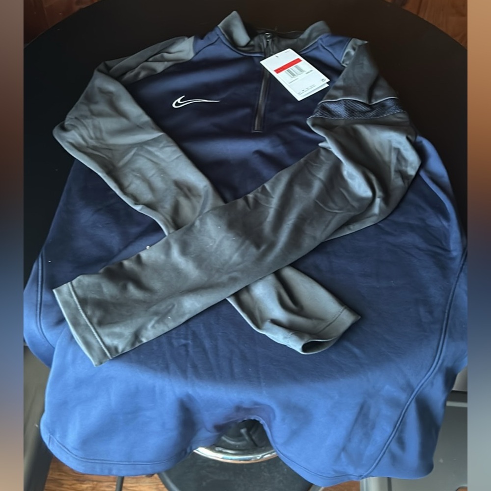 Nike thermal quarter zip
